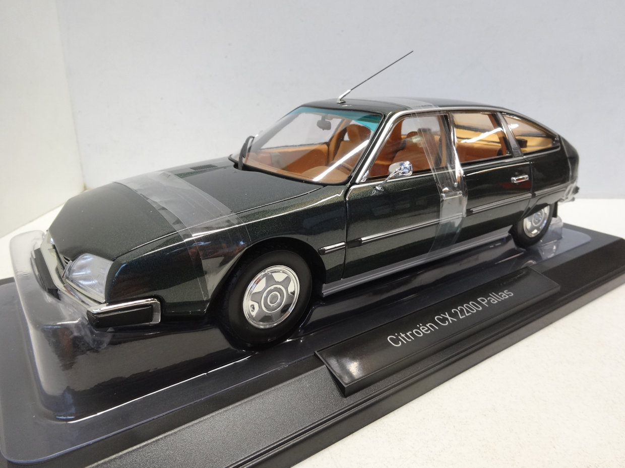  Norev Citroen  CX 2200 Pallas 1976